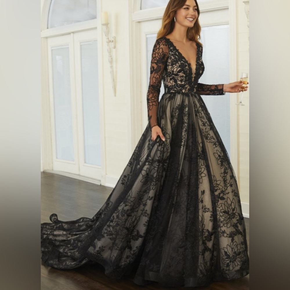 Black and White Wedding Dress